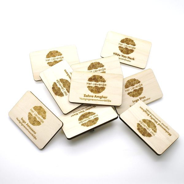 Individuele badges hout 4 mm  of mdf 3 mm - natuur