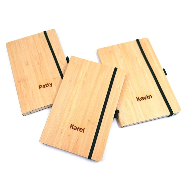 Boek met bamboe kaft, flexibel, gedot