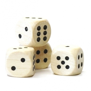 wooden dice - 12 mm