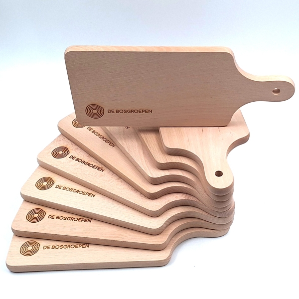 planche à pain (30 x 13,5 x 1,6 cm) - bois de hêtre FSC 100%.