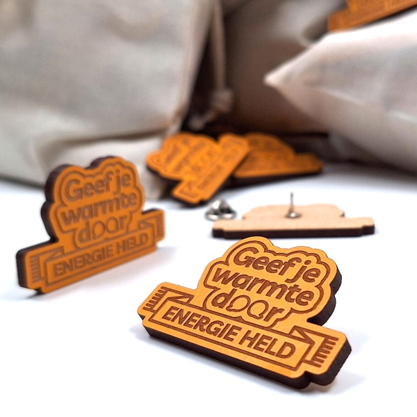 Pin, gerecycled hout - eigen kleur