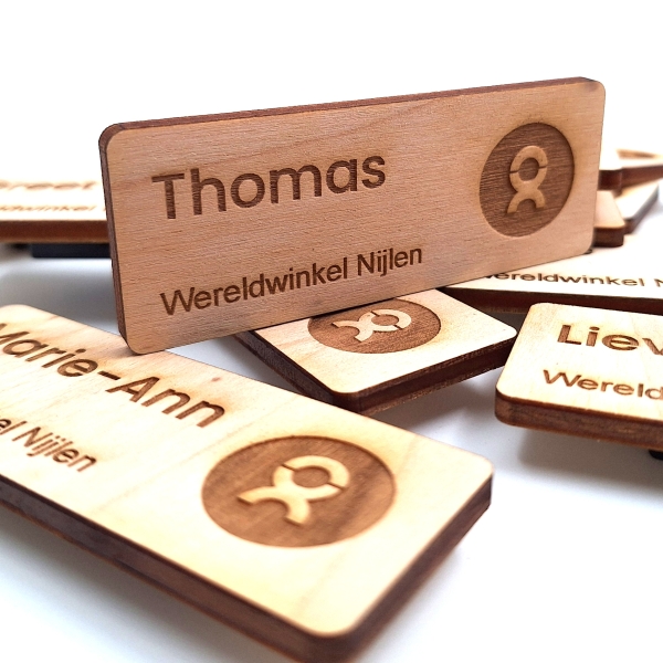 Personalisierte Namensschilder - Pappel